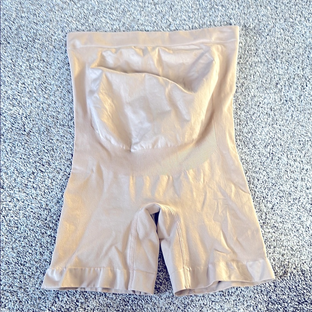 Seamless High-Waisted maternity Shapewear Shorts - Tan